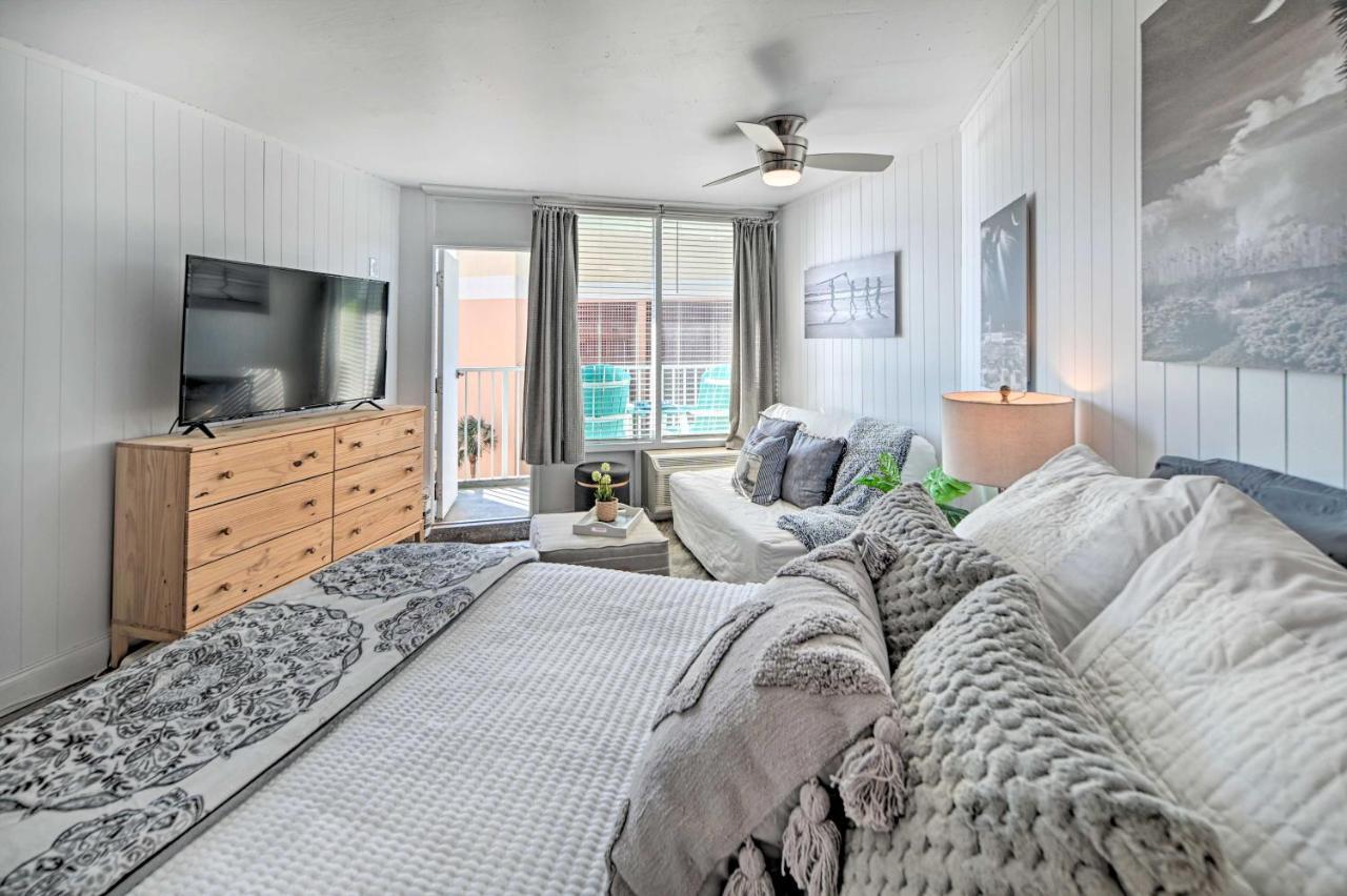Beachfront Condo In Myrtle Beach With Pool Access Eksteriør billede