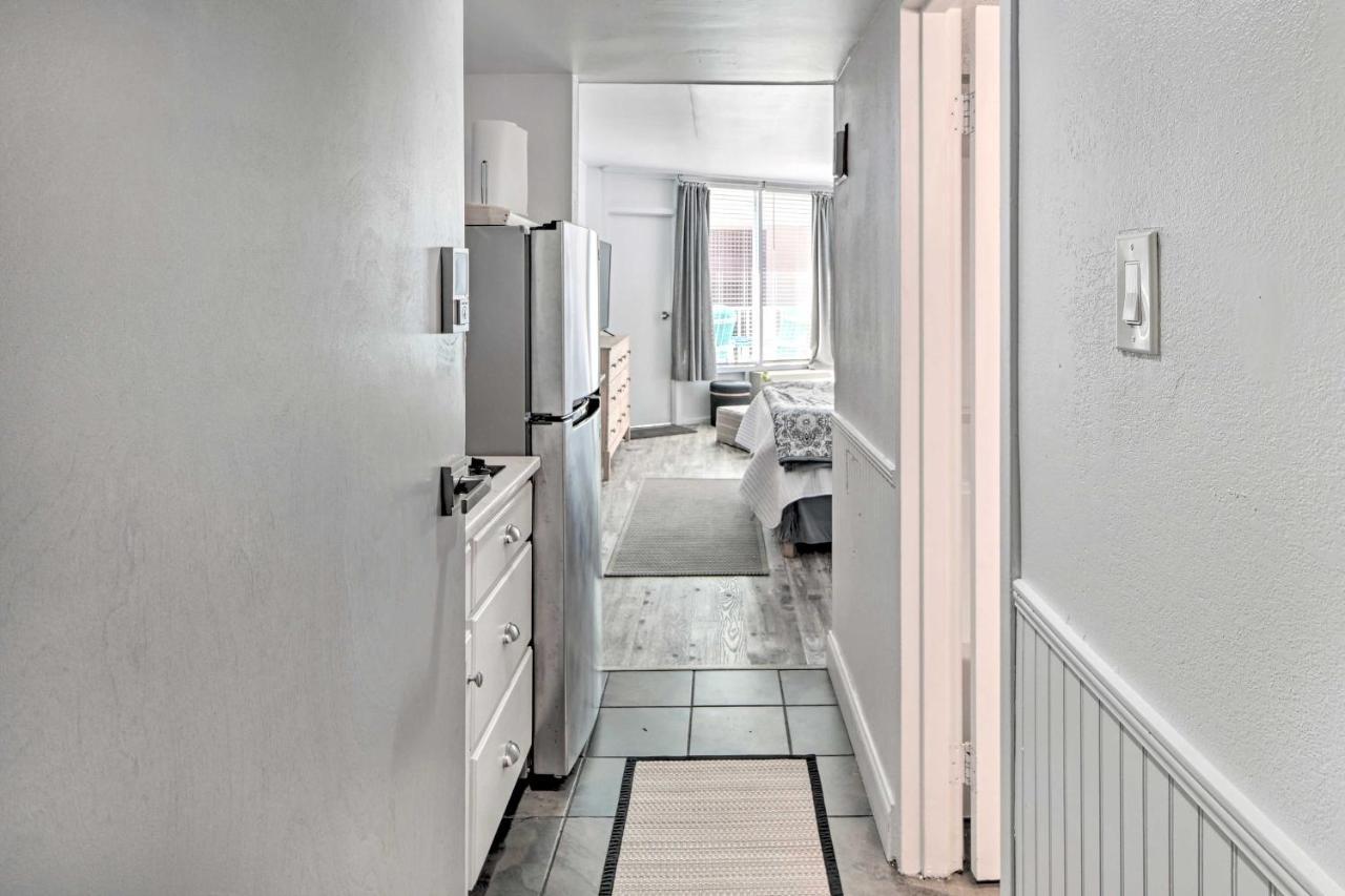 Beachfront Condo In Myrtle Beach With Pool Access Eksteriør billede