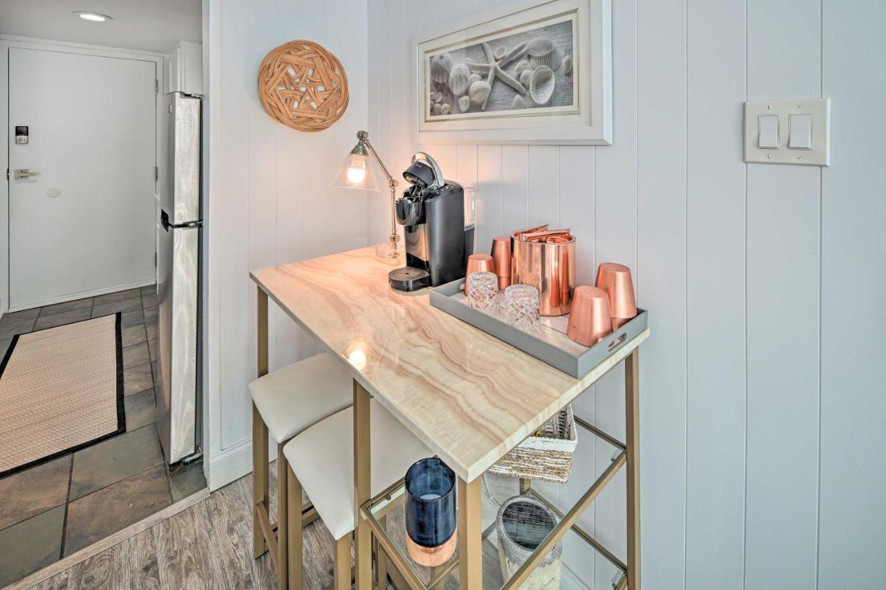 Beachfront Condo In Myrtle Beach With Pool Access Eksteriør billede