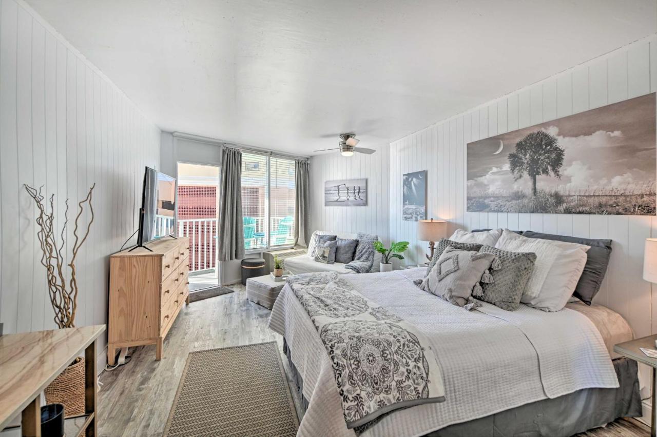 Beachfront Condo In Myrtle Beach With Pool Access Eksteriør billede